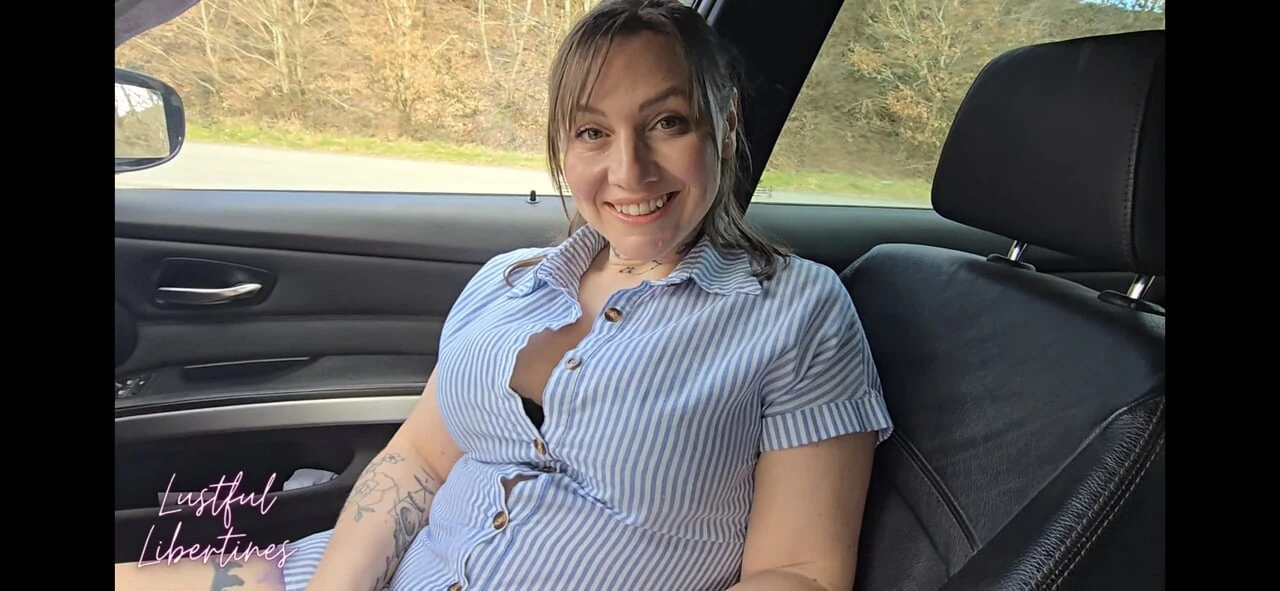 Hairy mature MILF repaid my help by swallowing my cum