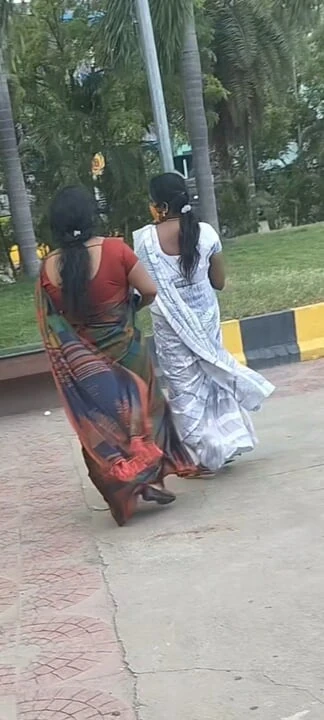 Tamil cinema public boobs part 1, two house wives boobs  sucked in cinema theater