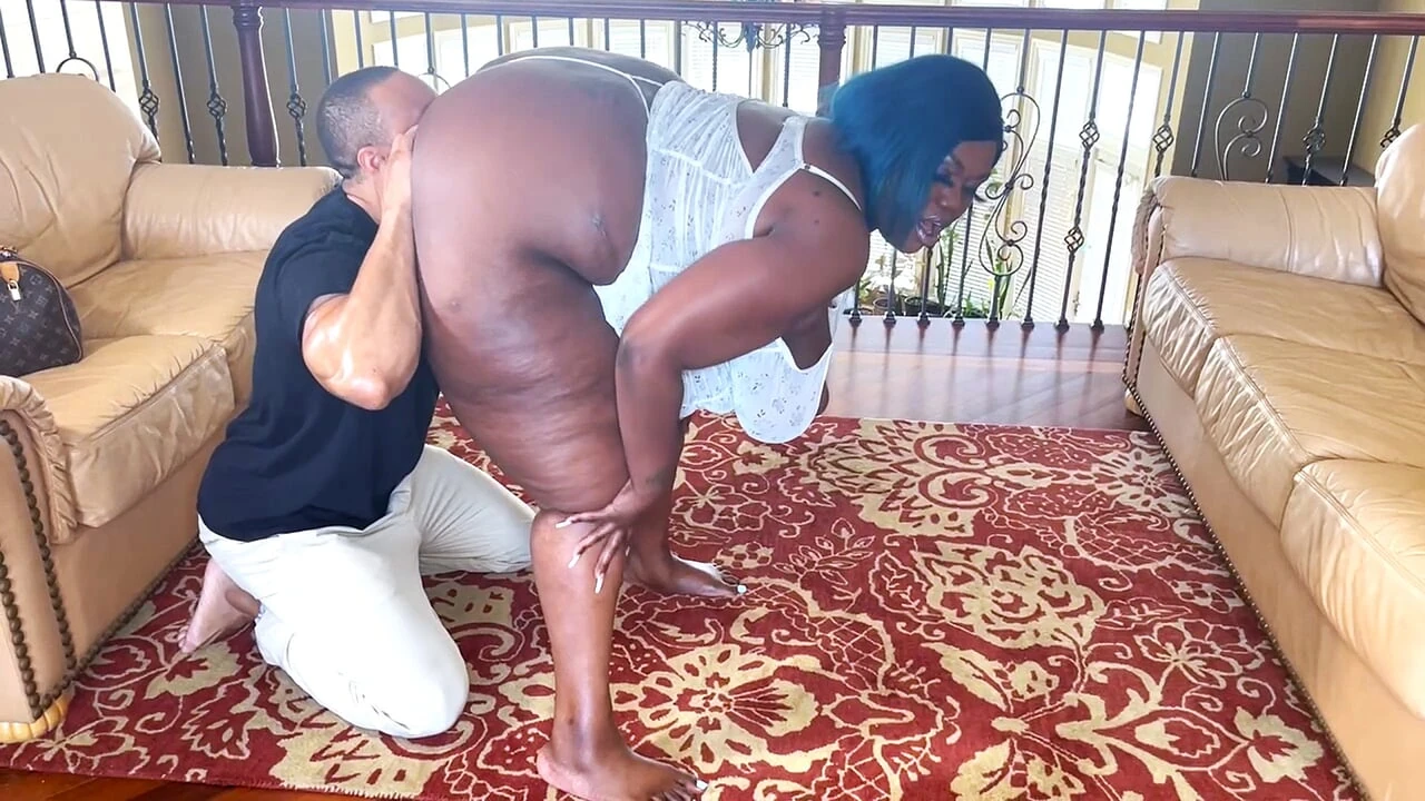 Get to Know Beverly Blue Behind the Scenes