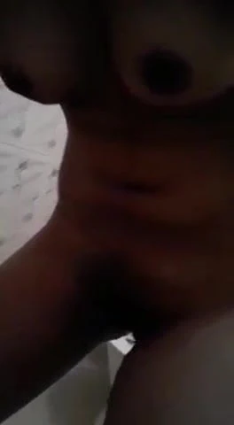 Sri lanakan pussy girl