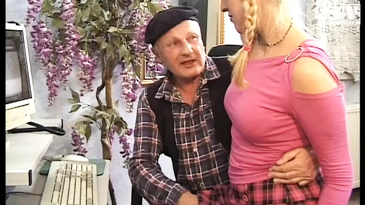 Dirty Grandpa and Slutty Grandma – Part 01