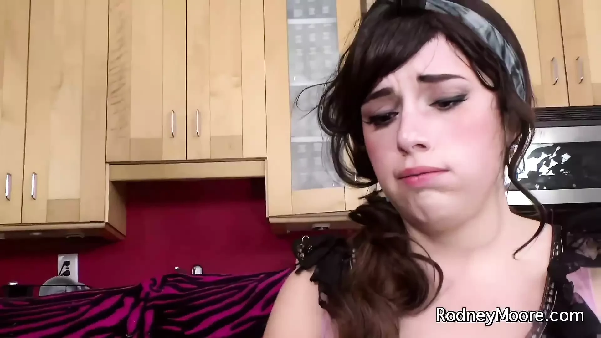 Super Hairy Hanging Pussy Lips Get Fucked