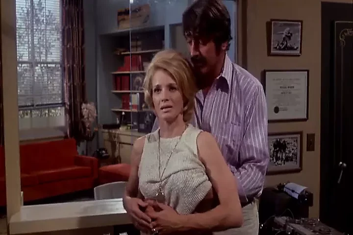 Angie Dickinson – Pretty Maids All In A Row (1971)