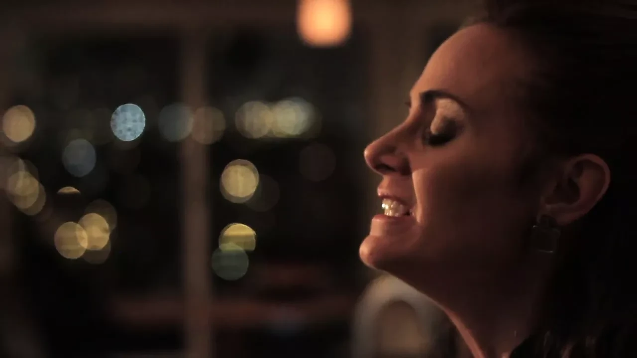 Heather Graham Diane Farr in About Cherry