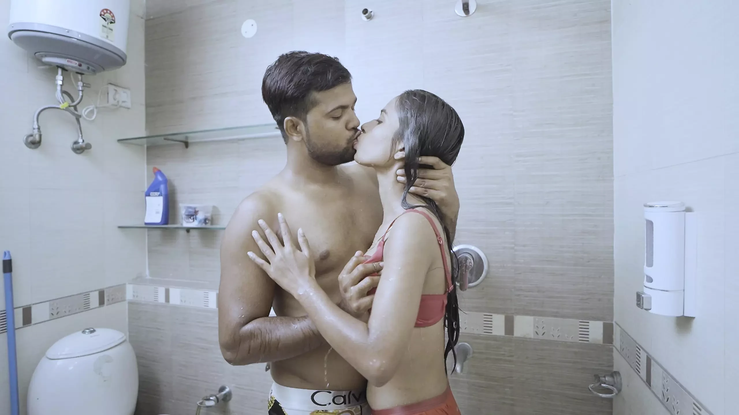 The stepsister was taking a bath in the bathroom, the stepbrother secretly went and started having sex with the stepsister in the bathroom