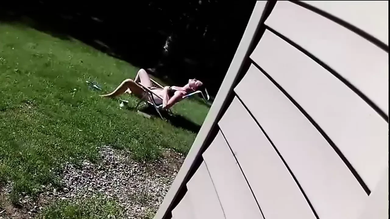 Caught neighbor touching herself and she lets me watch and cum on her