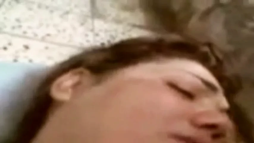 Arab Wife Sucks Cock and fuck