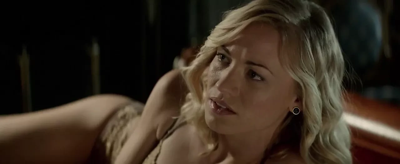 Yvonne Strahovski Nude & Sex Scenes