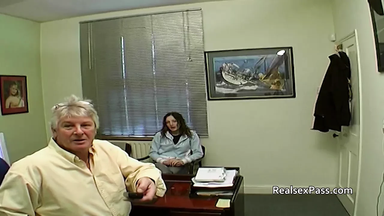 Amateur British teens behind the scenes audition