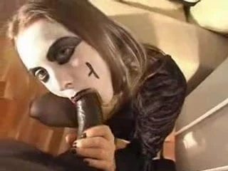 Super-Goth Amateur Sucks A Black Cock