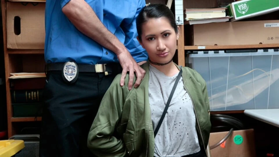 Shoplyfter – Skinny Mischievous Asian Jade Noir Caught Stealing And Got Disciplined By Perv Officer