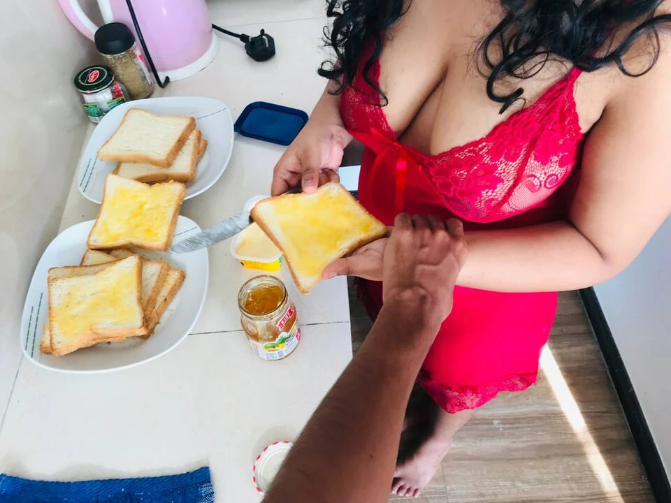 My Wife Fuck Delivery Boy When I’m at Work