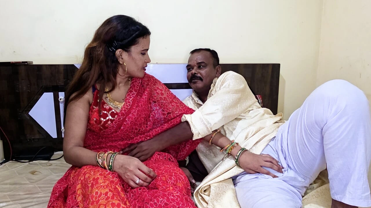 Tight pussy Indian daughter-in-law fucked hard by big cock stepfather