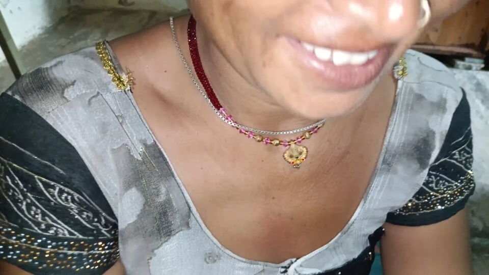 Sister-in-law is sucking brother-in-law’s cock all night, brother-in-law has romanced with sister-in-law and sister-in-law has sucked lauda in her mouth with sister-in-law.