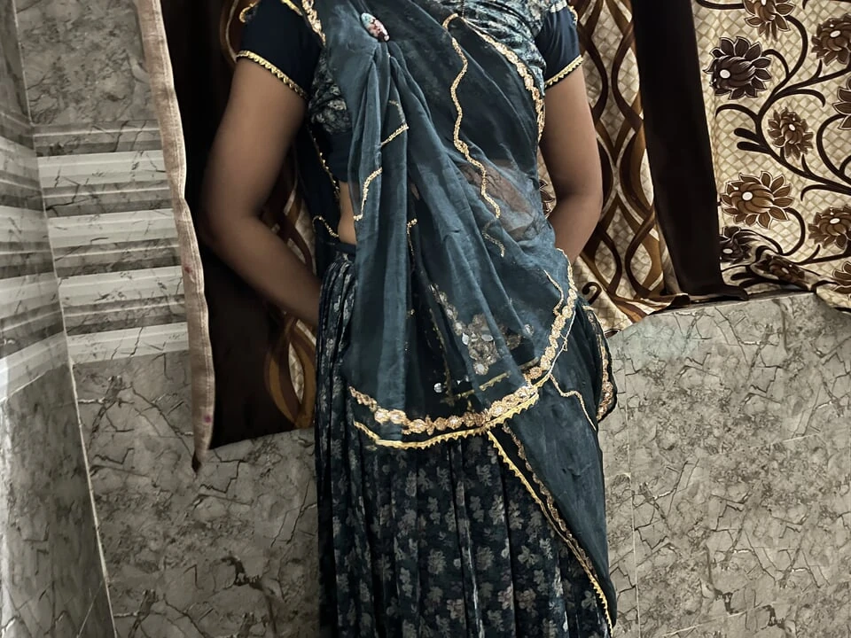 Hot bhabhi vs devar full enjoy in hotel