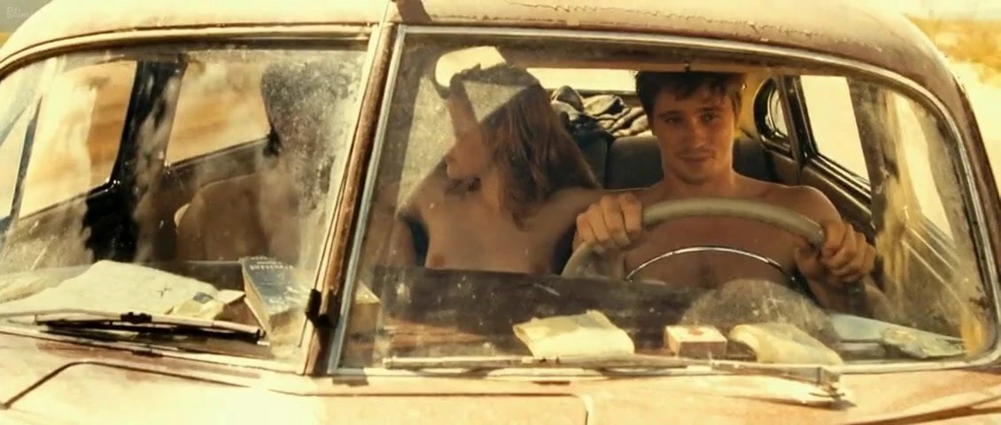 Kristen Stewart – On The Road (2012)
