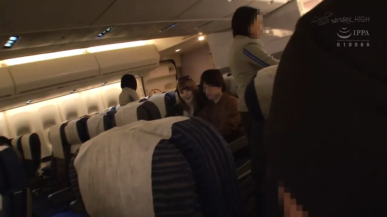 Blonde wife with leather jacket cuckolds husband