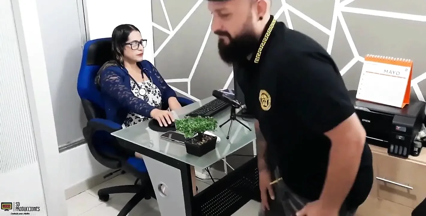 To Get My Job I Have to Fuck the Horny Doctor’s Pussy