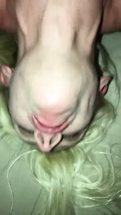 skinnk hooker with 1o inch cock