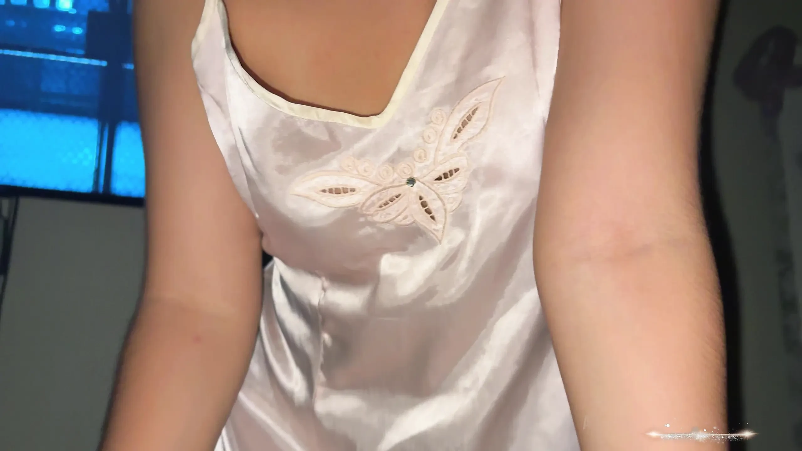 My neighbor gives me a good blowjob when her husband is working