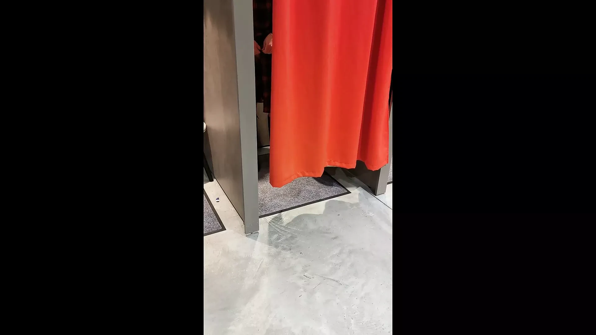 shopping without panties