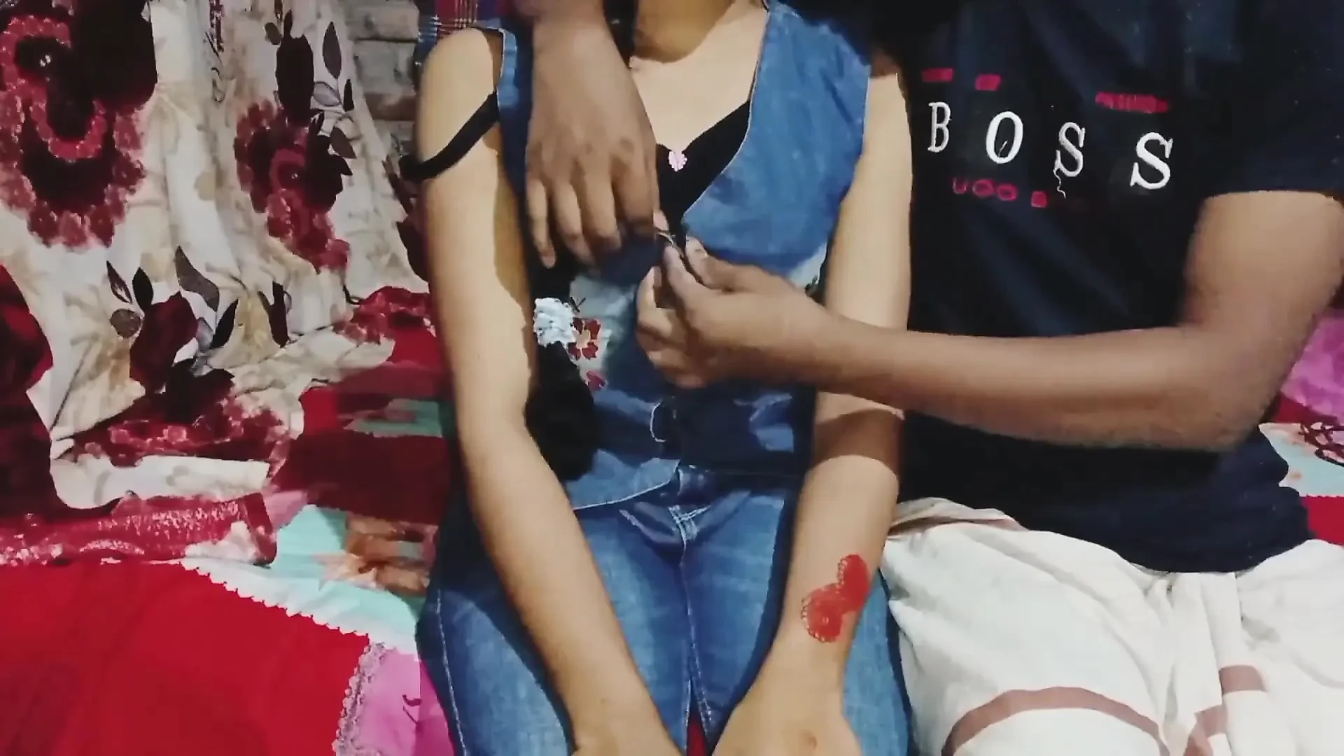 18 Year Old College Girl First Time Sex Video with Boyfriend