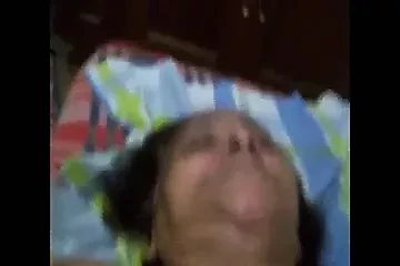 Metendo a pica na velha 2