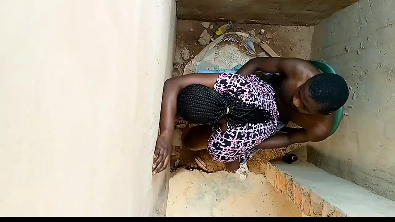 CAMERA caught beautifull girl fuck with her security guard