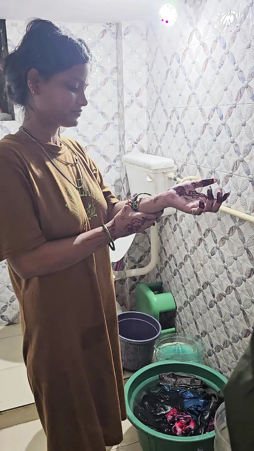 Desi Indian hot girl tight pussy fuck Hindi audio sex, beautiful Indian Desi bihari 18+ girl