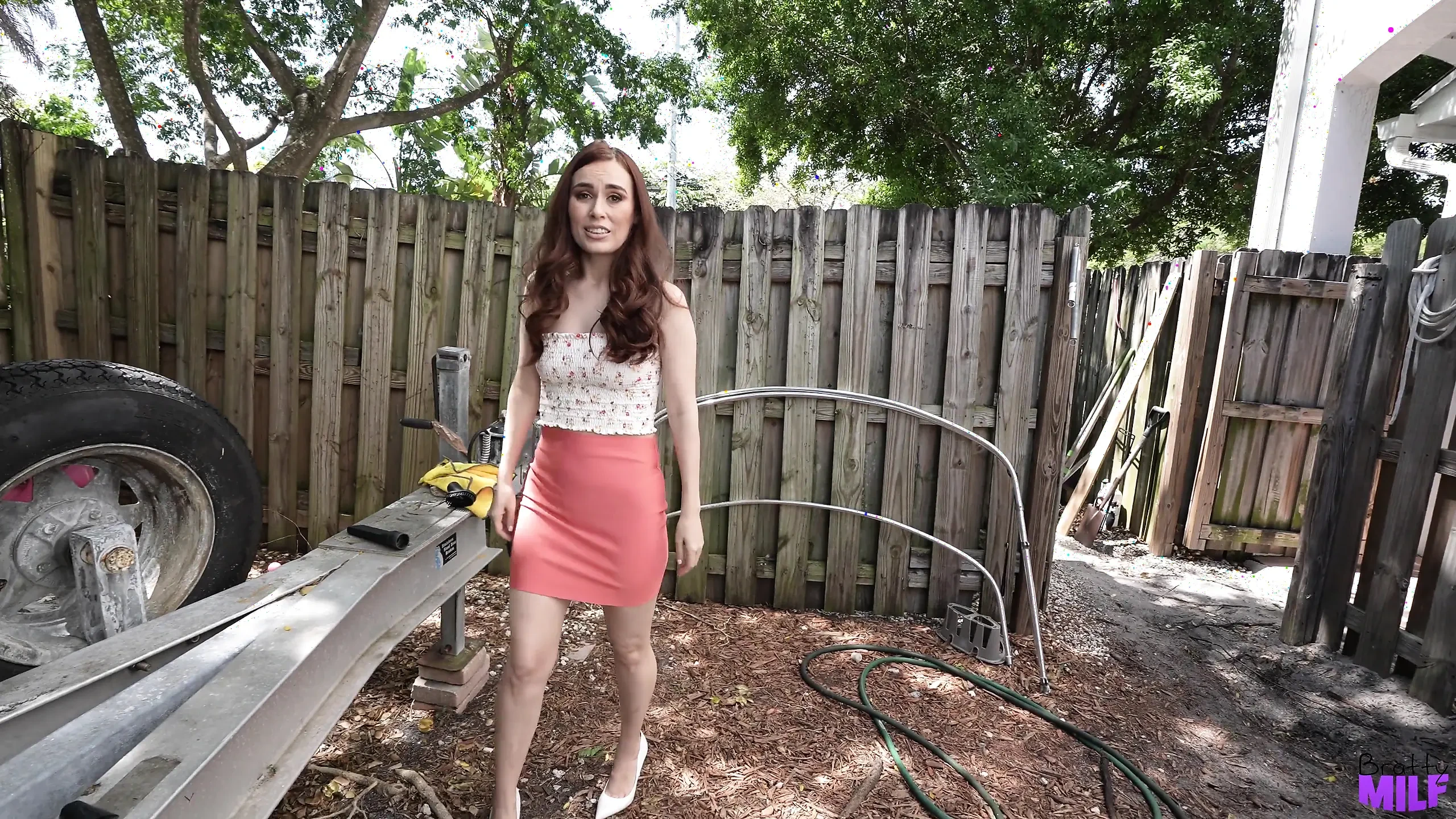 Stepmom Ends Her Dick Drought – S7e2