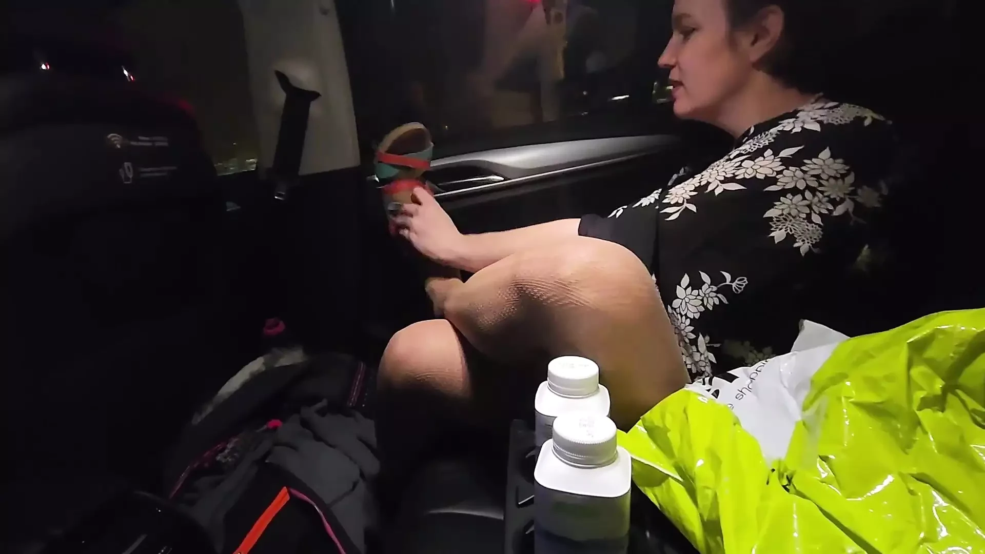 I flirt with my arabic taxi driver and we hardfuck at the hotel