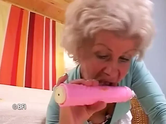 I have ses with my granny again