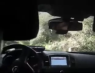 In macchina con collega