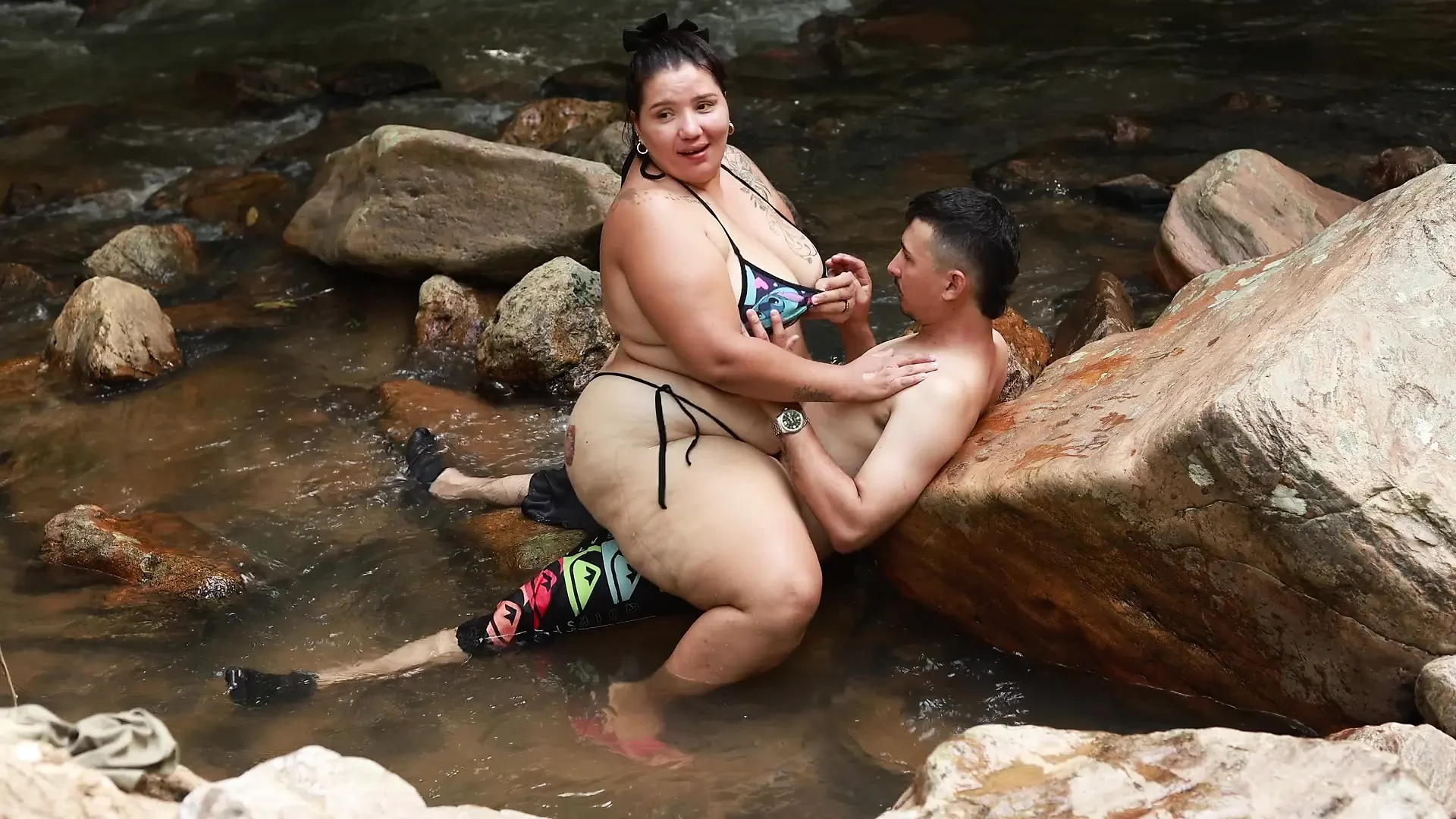 FUCKING IN THE RIVER WITH A DICKY GUY OUTDOORS