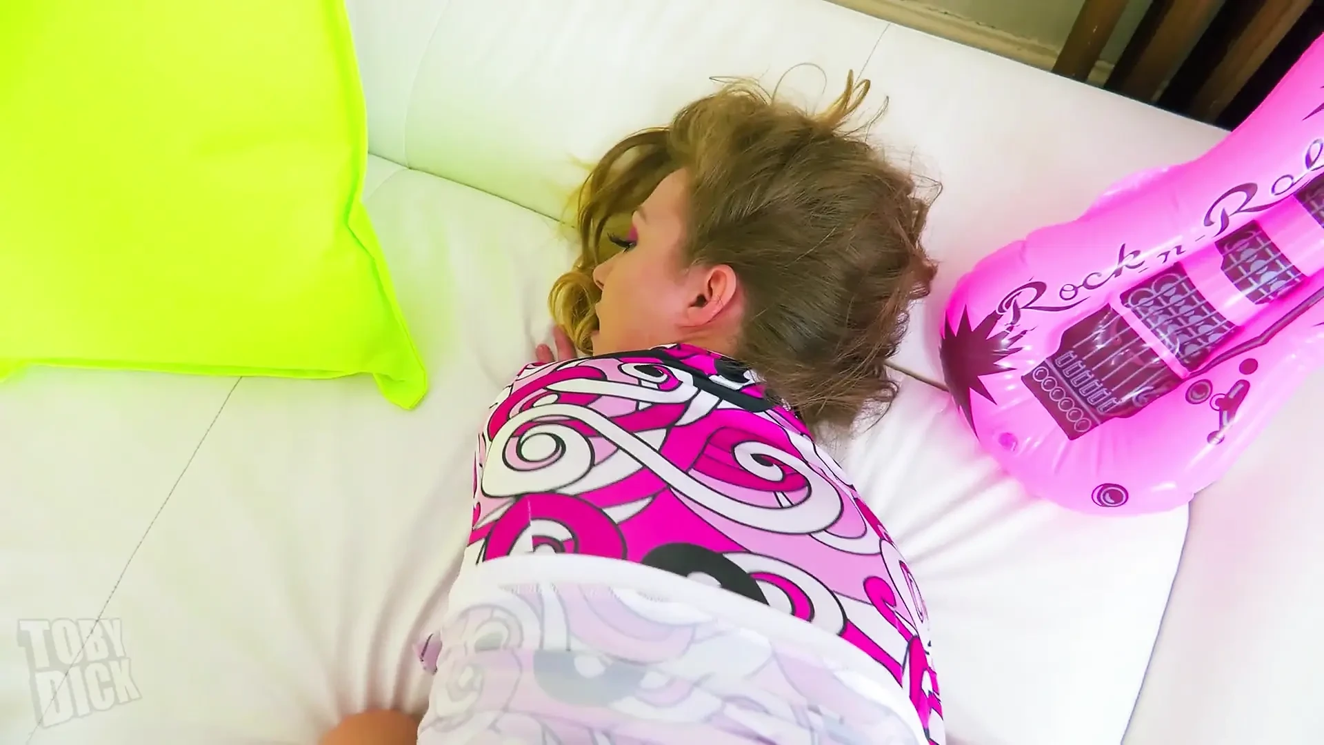 Horny Coed Casey Candy Gets Her Pussy Drilled By Toby Dick!