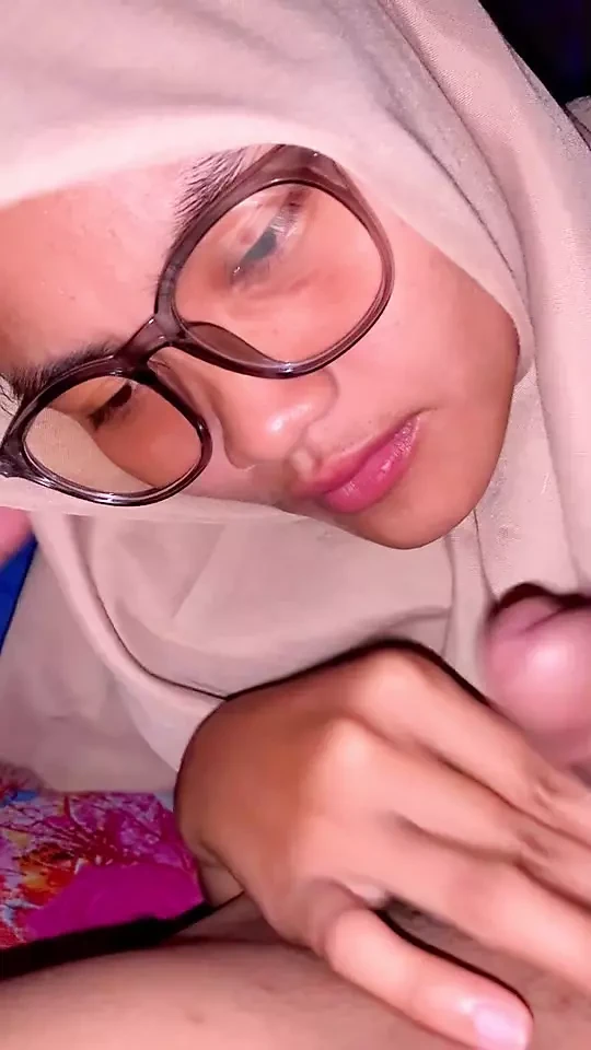 POV Hyper Girlfriend’s Brutal Sex Is Different