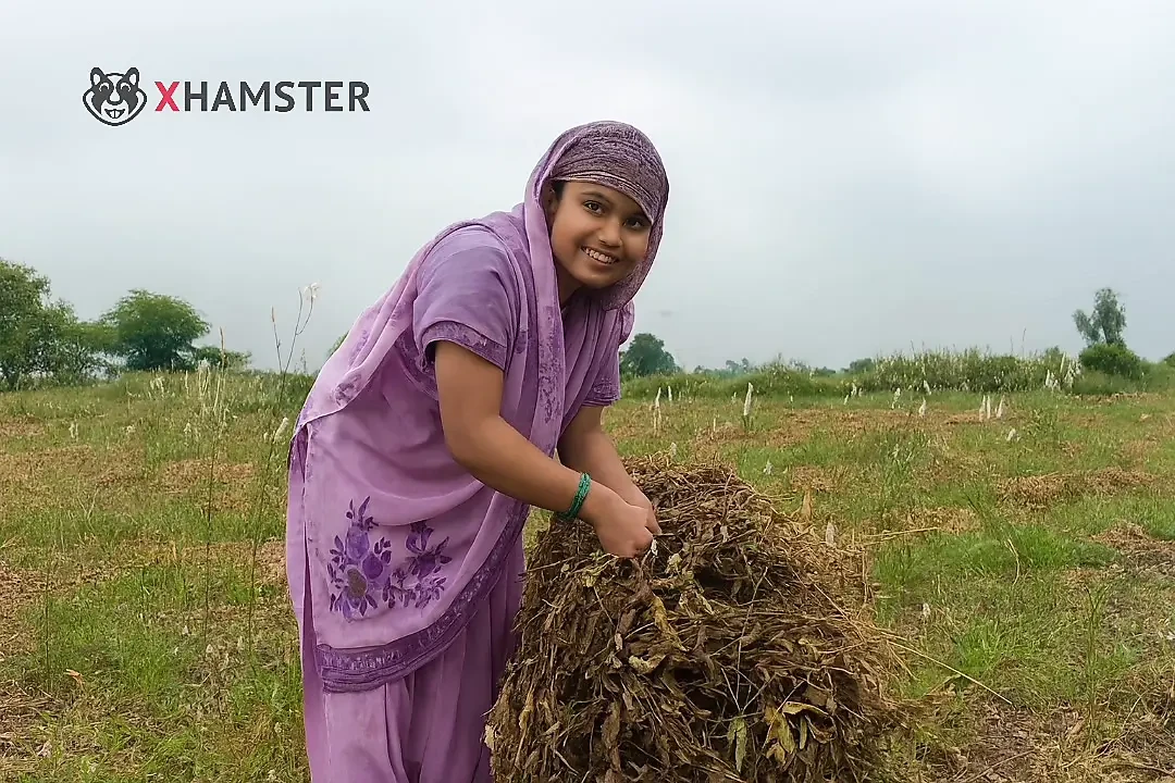 Pakistani woman working in stepbrother’s romantic farm by -Snapchat143
