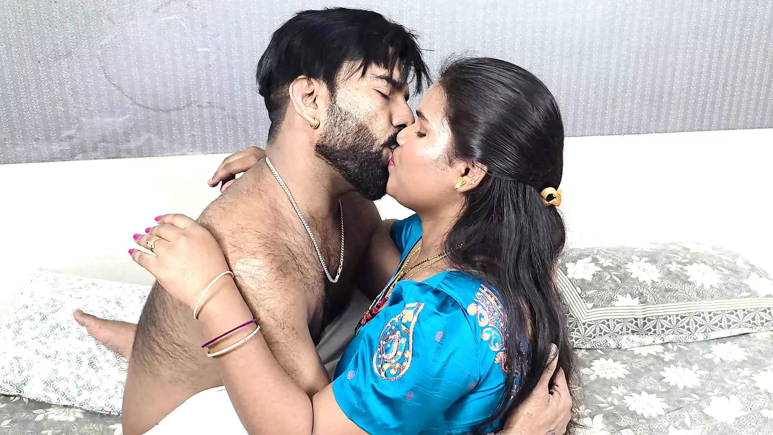 Indian school teacher teach about kamasutra in pratical full hardcore fucking student and teacher