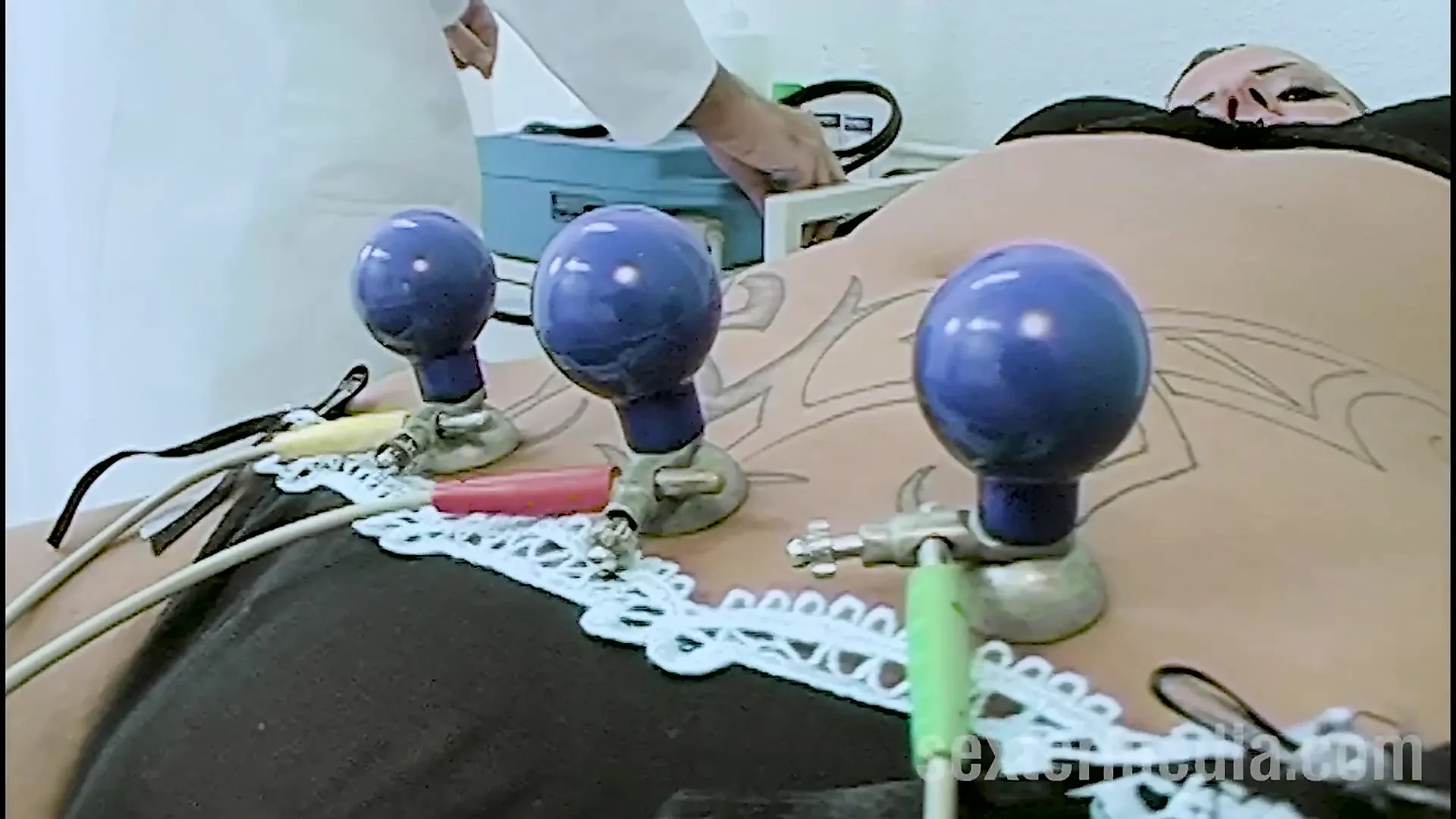 Pee cunt Kara piss and fuck in the doctor’s office