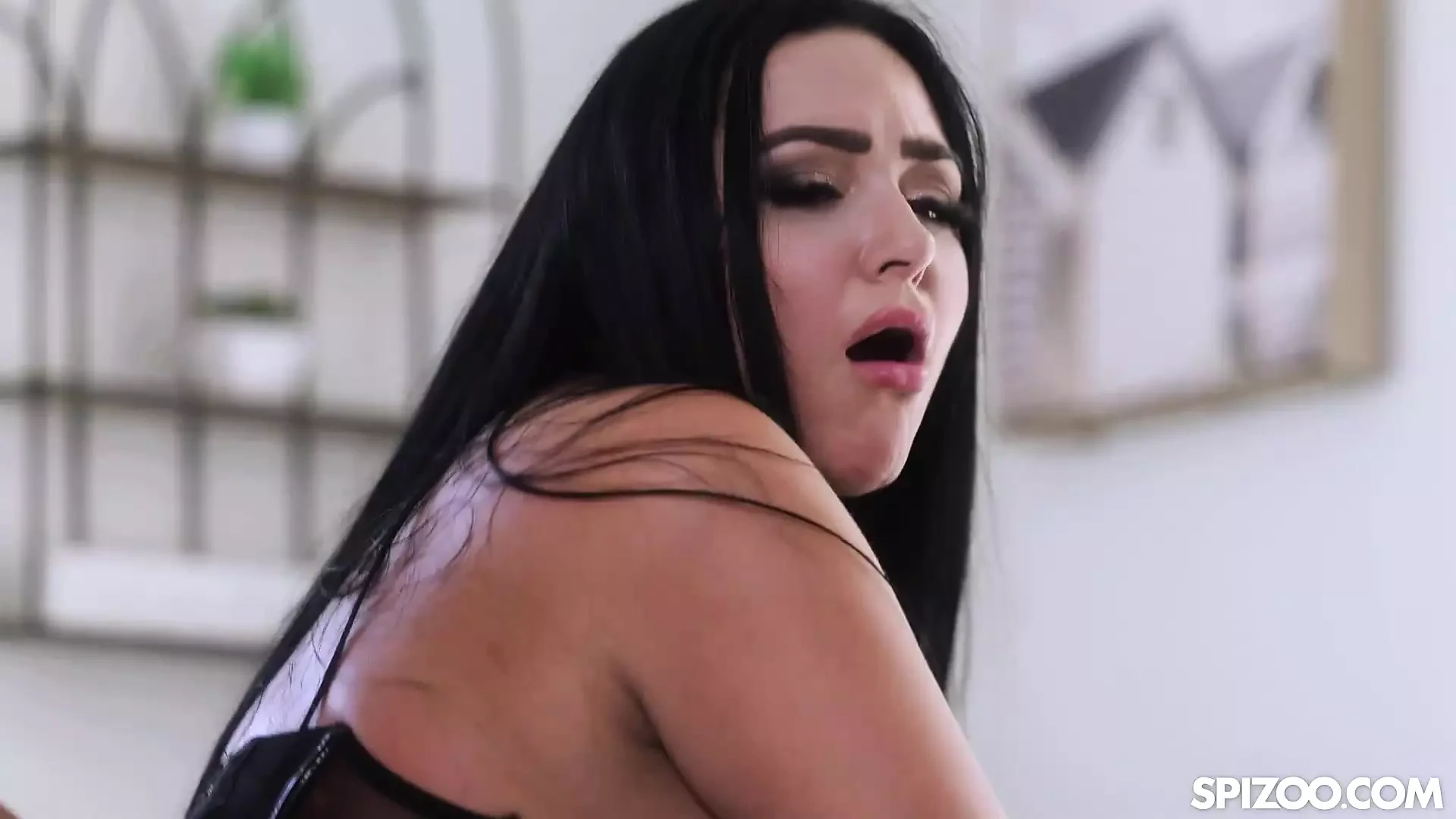 Dominatrix Zoey Foxx Gives Man An Unforgettable Sex Fantasy