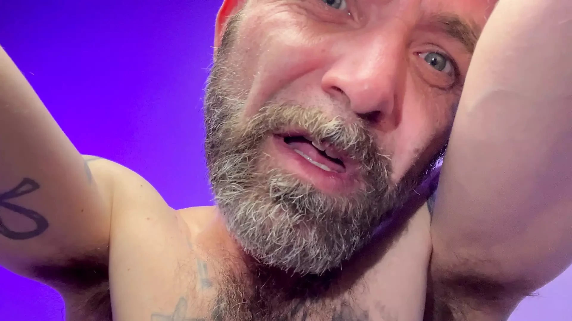 Waking up getting bred by verbal daddy