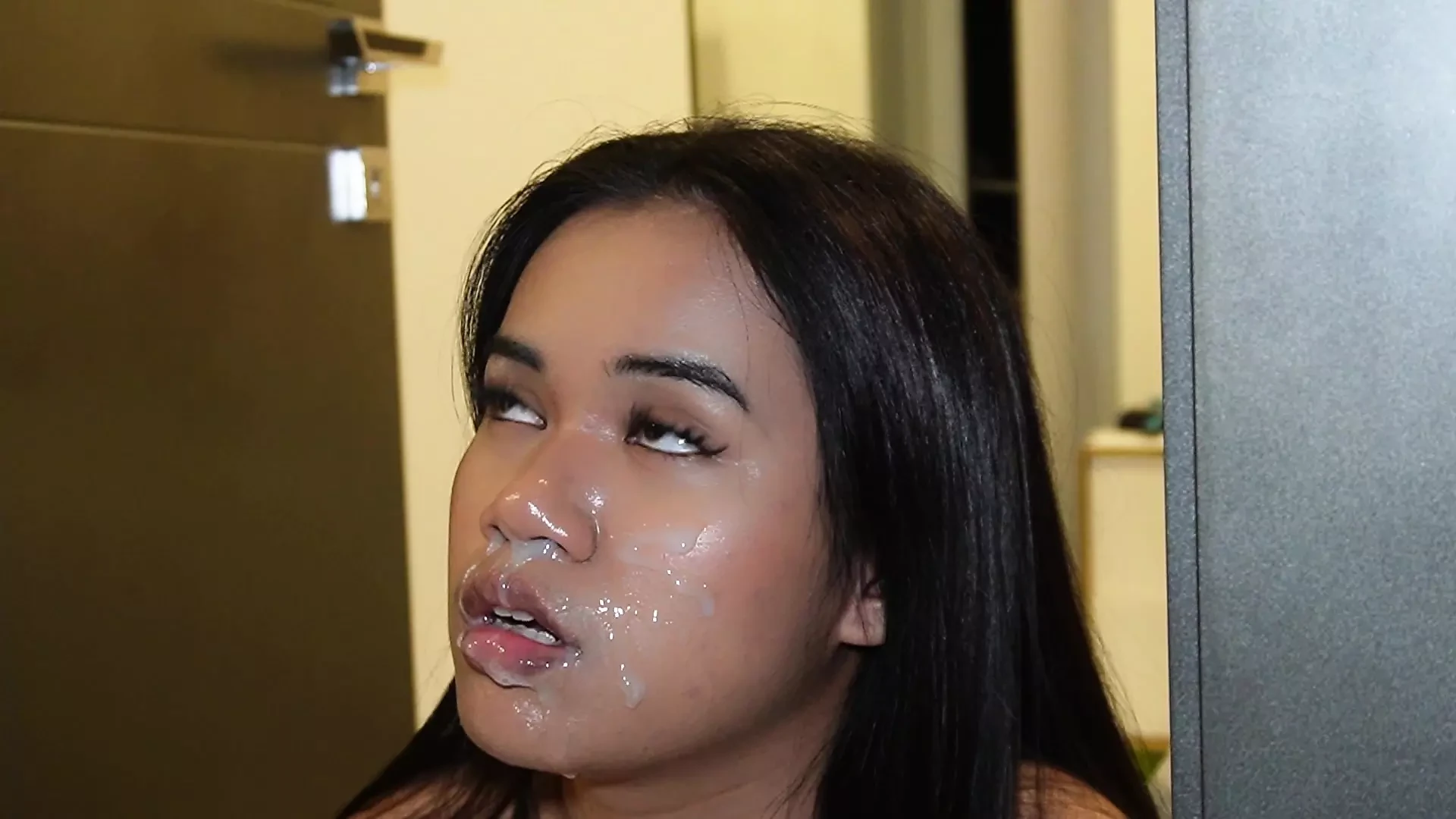 Asian University Student Tries Out Porn