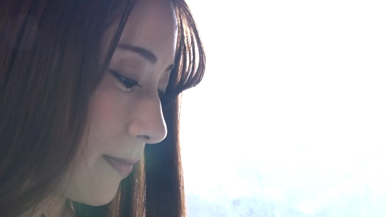 M968G03 A beautiful wife who is 30 years old and a full-time housewife who has been married for 5 years. A masochistic erotic wife who was addicted to meat sticks by a sudden visitor!