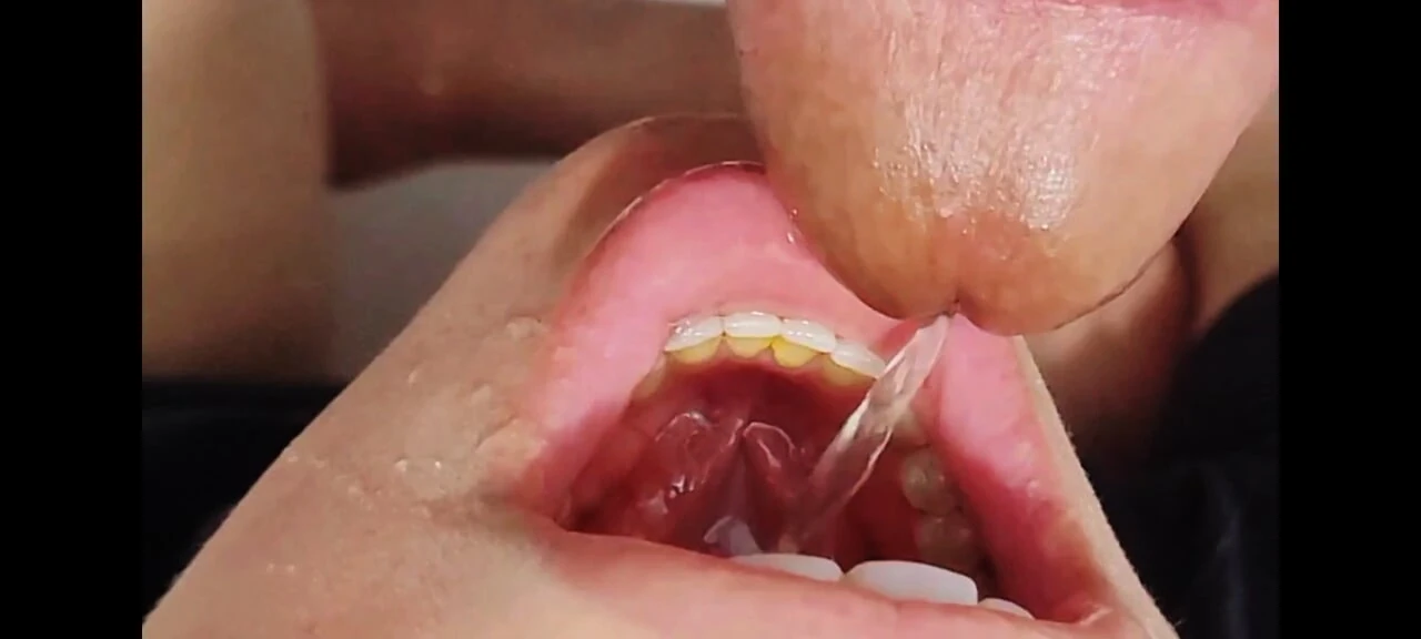 Gave ass and took piss wife anal amateur homemade