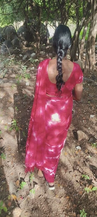 Bhabi called me to the jungle to fuck her