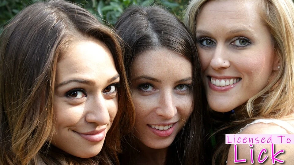 LICENSED TO LICK – Sasha Heart Seducing GF Serena Blair