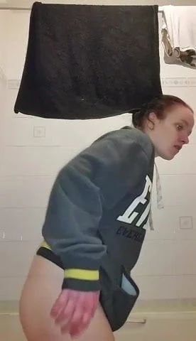 Kik slut sending me vids