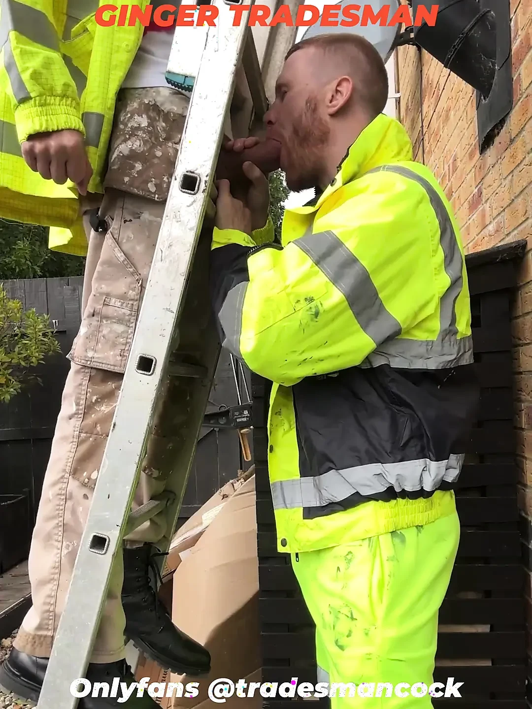 Xxl hung construction worker with a xxl load