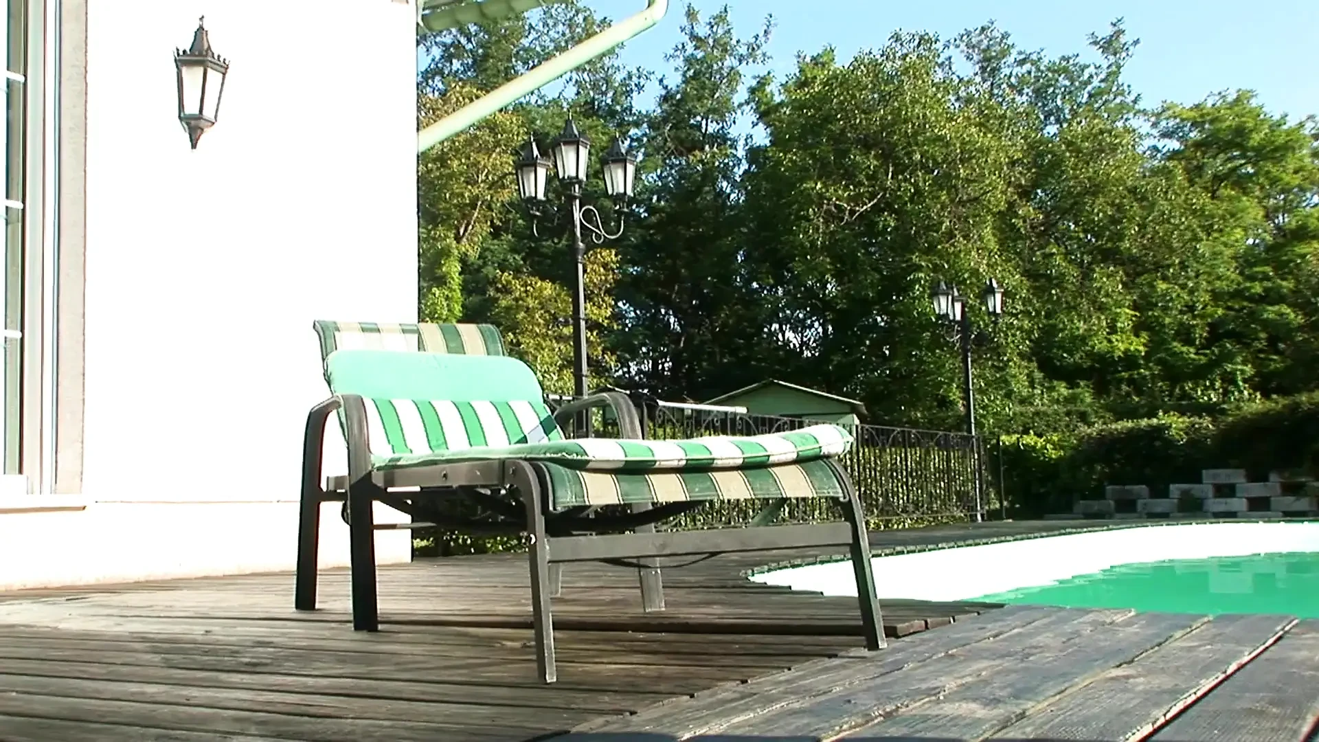 Ass fuck on the pool for the hot and sexy blonde MILF