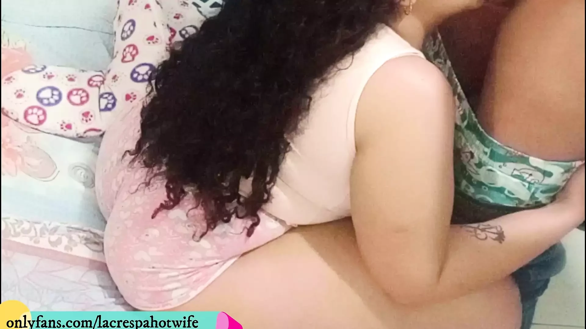 Maid accepts tip for sex! Real Blowjob Home Video